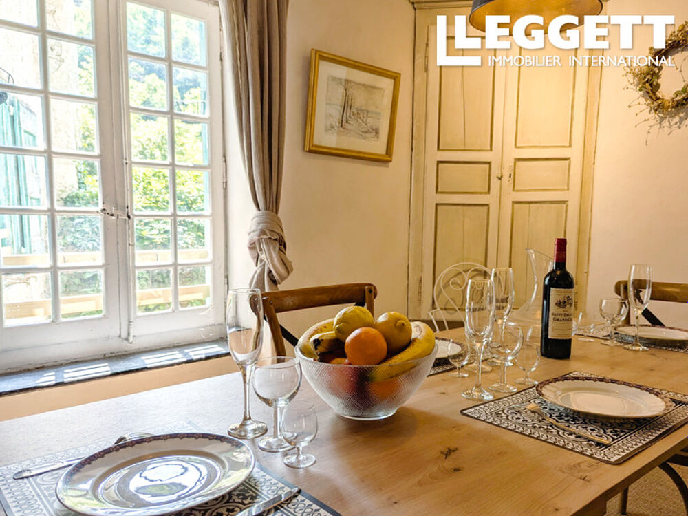Vente Maison Nouveau prix intéressant pour cette maison de village spacieuse avec jardin au bord de la rivière. Mas-cabardÈs