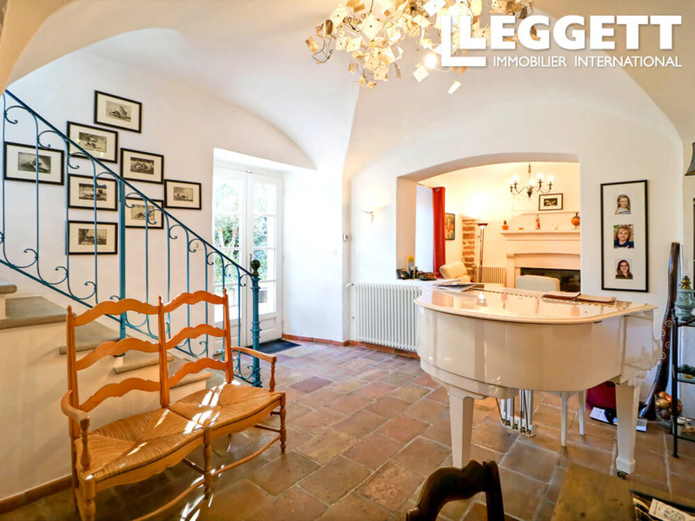 Charmante maison de village du XII? siècle avec jardin privé et piscine entre Nîmes et Montpellier.