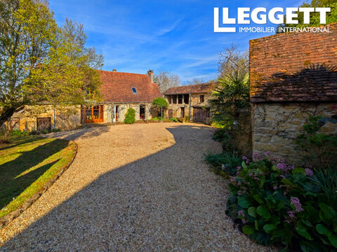   Maison du XVIIIe si�cle restaur�e avec soin, avec des d�pendances et une prairie, situ�e � l'or�e d'un hameau Maison - 3 pi�ce(s) - 75 m�