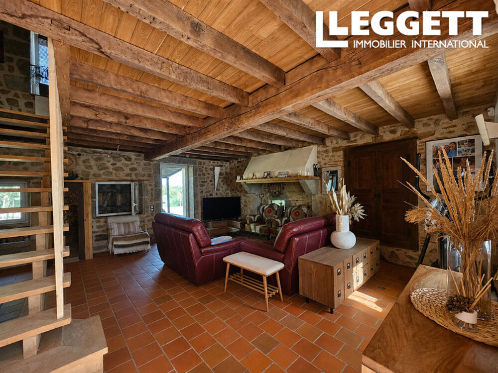 Vente Maison Maison en pierre rénovée, DPE B exceptionnel, 4 chambres, terrasse 100 m², grange et piscine à terminer Arronnes