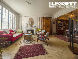 Vente Maison Maison de ville Saint Cybard, beau terrain clos et arboré, possibilité studio indépendant, commodités à pied AngoulÊme