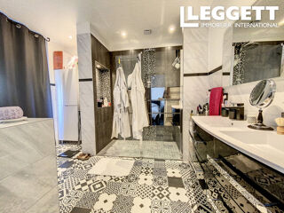  Maison  vendre 5 pices 210 m