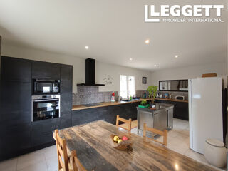  Maison  vendre 5 pices 204 m