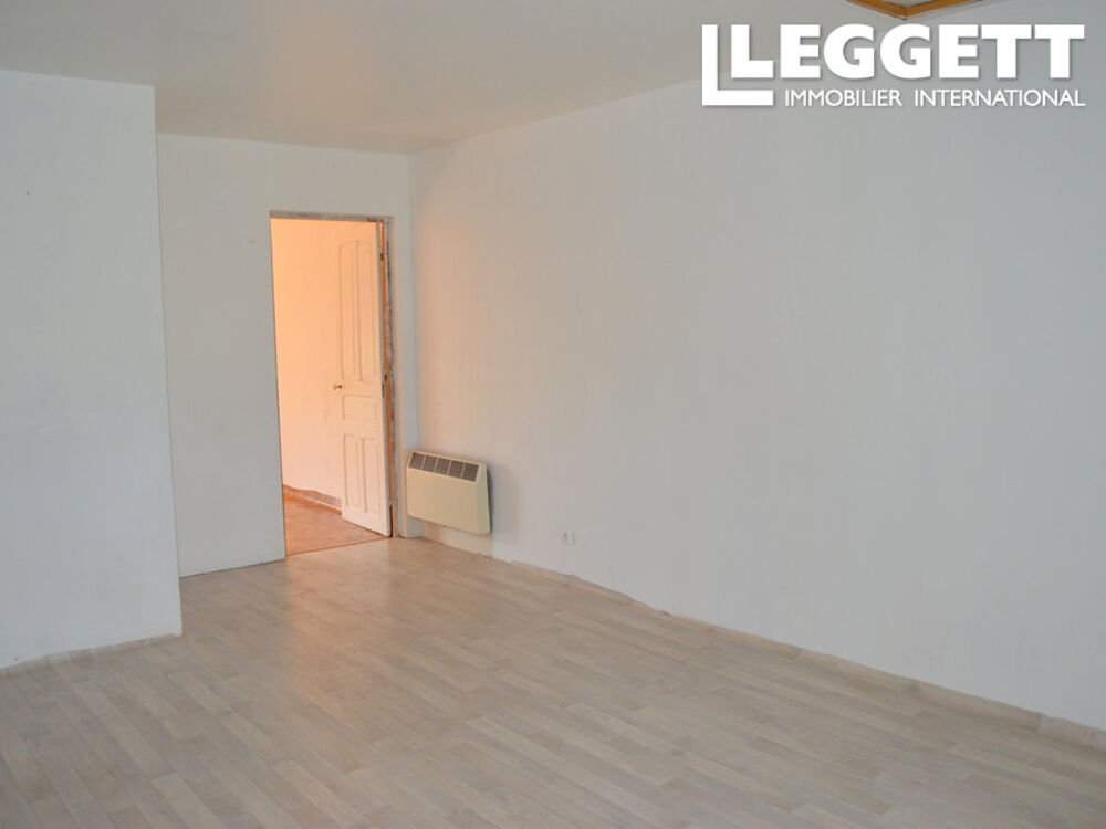 Vente Maison fantastique opportunité. Maison de vacances idéale, au calme dans un hameau, à proximité des commodités et des Genouillac