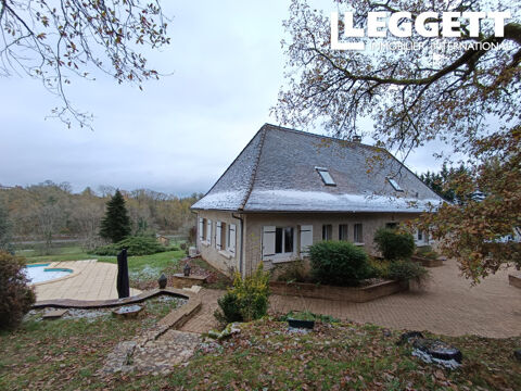   Grande maison vue panoramique sur terrain de plus d'un hectare avec piscine et dpendance Maison - 5 pice(s) - 204 m