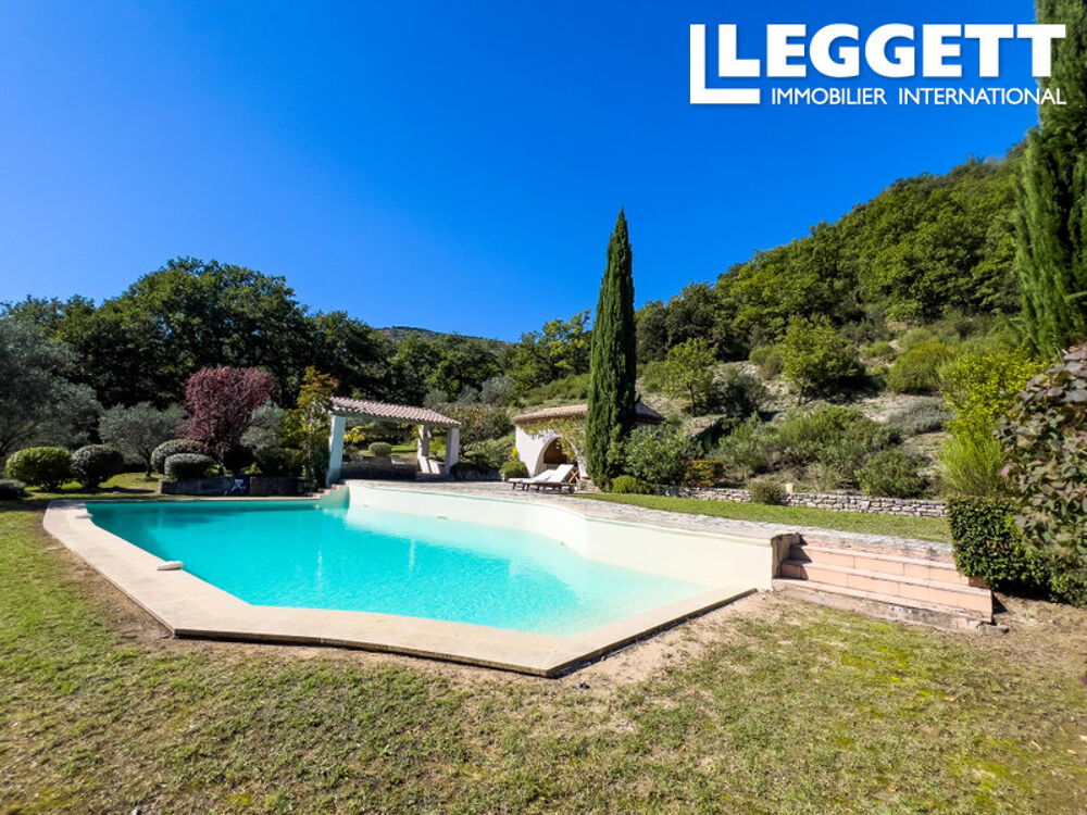 Spacieuse résidence de campagne avec piscine, jardins et oliviers près de Vaison-la-Romaine