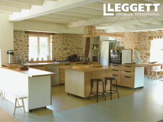  Maison � vendre 15 + pi�ces 530 m�