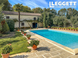  Maison � vendre 9 pi�ces 295 m�