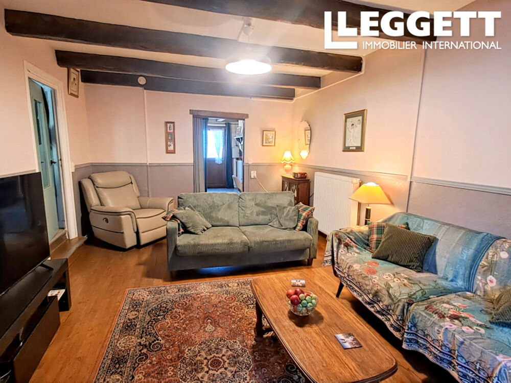 Vente Maison Charmante propriété de 2 chambres dans le village de Cussac. À distance de marche de toutes les commodités. Cussac