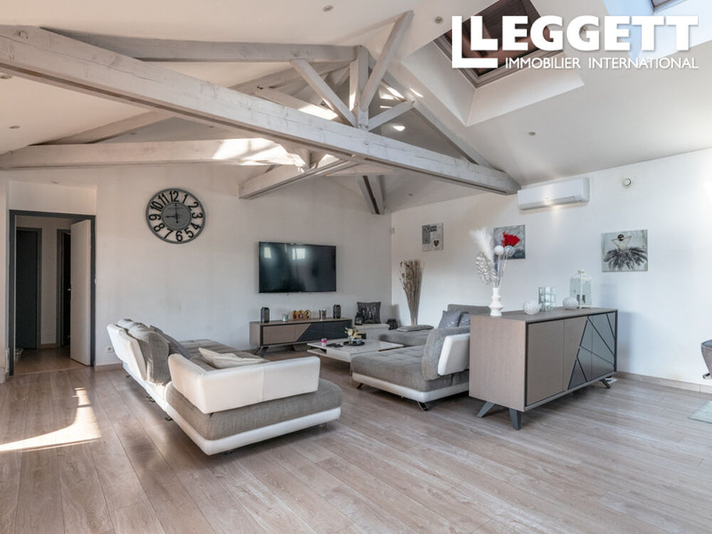 Vente Maison Grande villa plain pied 6 chambres avec jardin, piscine jacuzzi à la campagne Sarliac-sur-l'isle