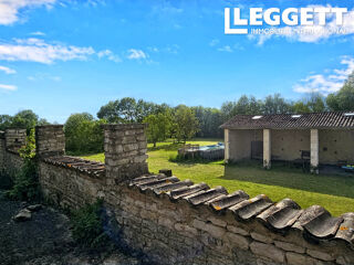  Maison à vendre 10 pièces 284 m²