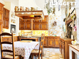  Maison � vendre 10 pi�ces 383 m�