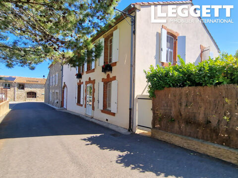   Spacieuse maison de village de caractre comprenant 4 chambres, un grand garage et des jardins. Maison - 6 pice(s) - 144 m