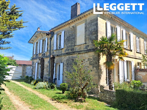  Belle maison de caract�re avec 3 chambres, r�nov�e enti�rement. Jardin et d�pendances. 4km de Bourg Maison - 5 pi�ce(s) - 125 m�