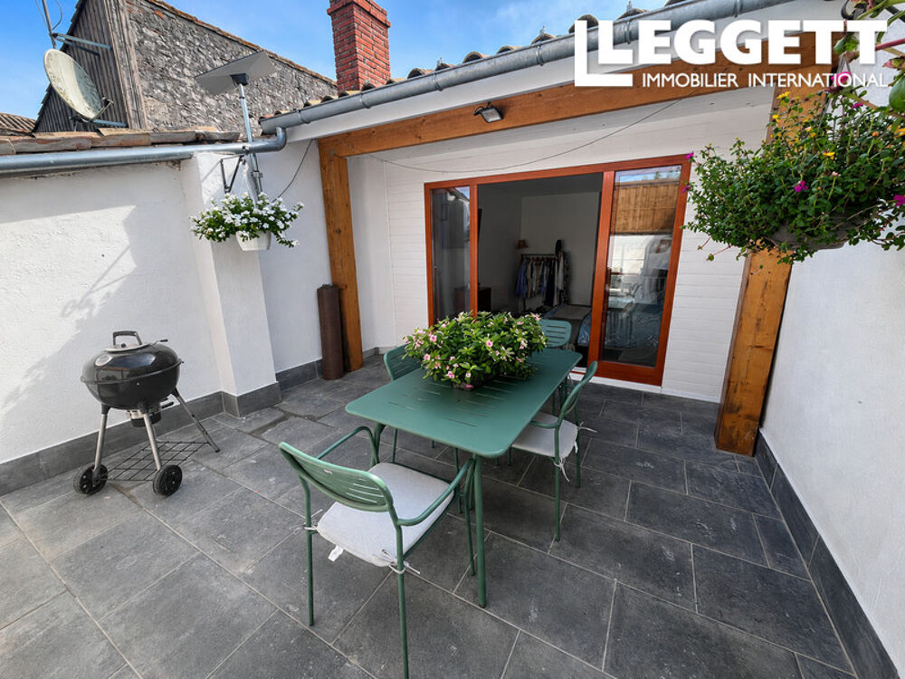 Vente Maison Une propriété de 3 chambres magnifiquement rénovée avec terrasse ouverte, au centre d'Eymet. Eymet