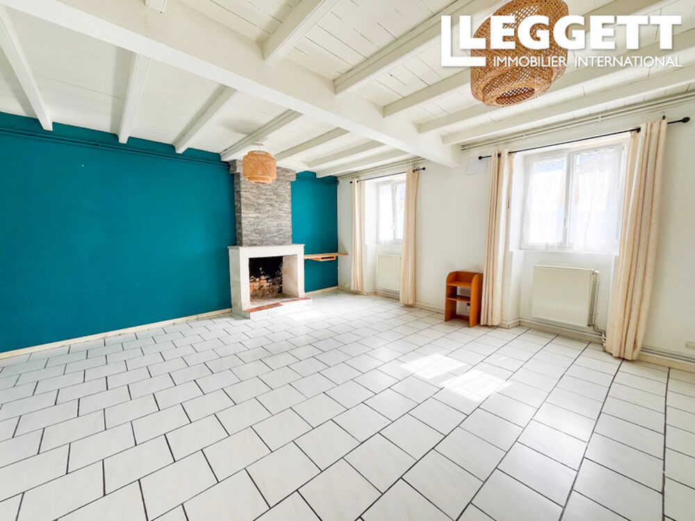 Maison 5 pièces 148 m² · à Saint-Sauveur-d'Aunis · 148 m² · 210 000 €