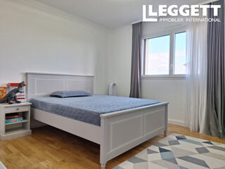  Maison � vendre 9 pi�ces 165 m�