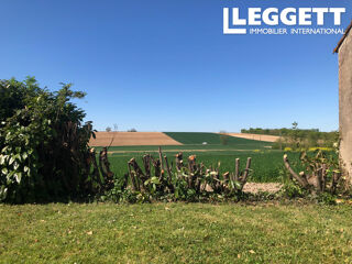 Vente Maison Maison de maitre de caractère dans un charmant petit village non loin de Villefagnan Brettes