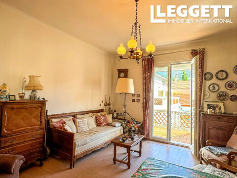   Centre ville de NYONS, secteur calme, maison avec terrasse, 3 chambres, cellier, box, garage. Maison - 4 pi�ce(s) - 94 m�