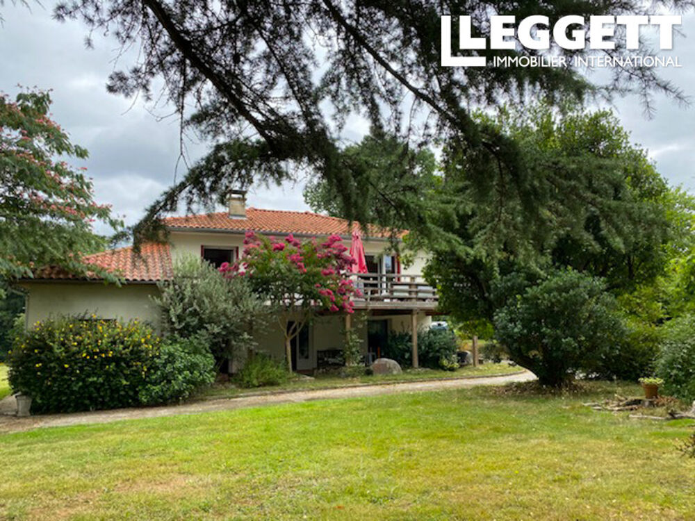 Maison 8 pièces 154 m² · à Clarac · 154 m² · 270 000 €
