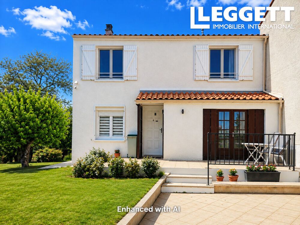 Maison récemment rénovée, économique en énergie, avec jardin, pompe à chaleur, solaire.