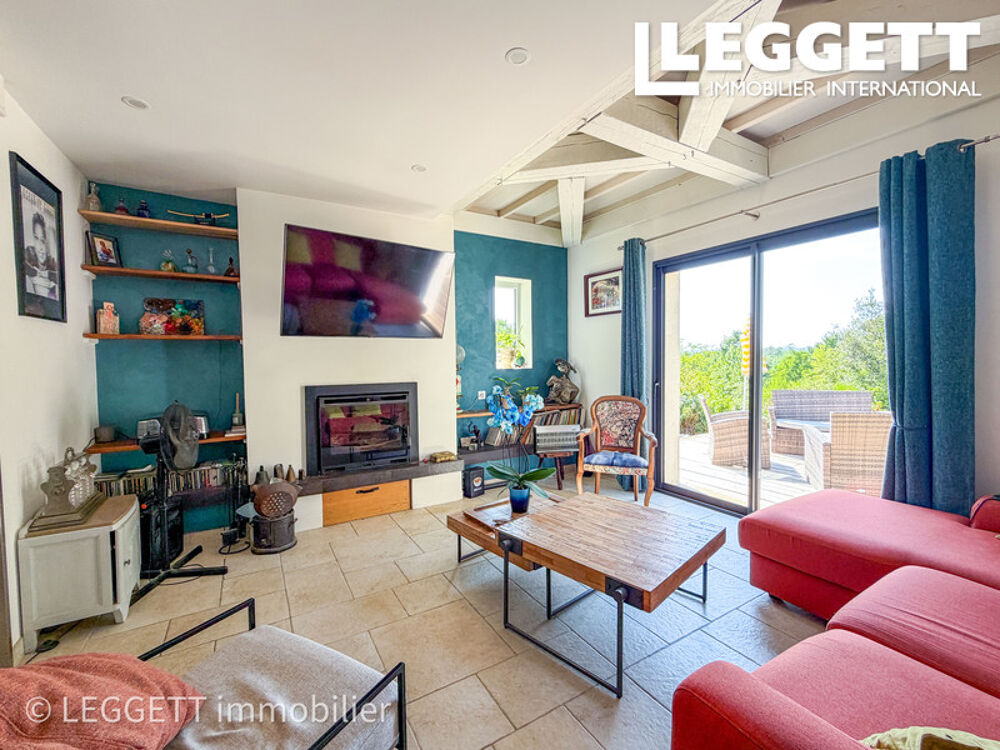 Vente Maison Grande maison familiale avec 5 chambres et logement indépendant, piscine, calme et nature sur 1 ha Carsac-aillac