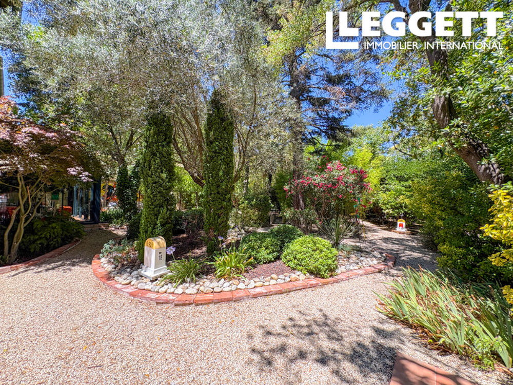 Vente Maison Maison Bourgeoise de Charme avec Jardin Secret et Activité de Chambres d'Hôtes au C?ur de Carcassonne Carcassonne
