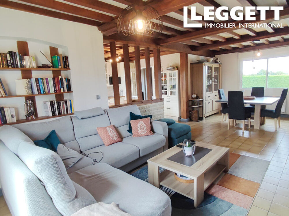 Vente Maison Propriété normande avec 2 gîtes, 4 735 m² de terrain, vue mer et plages à 10 min. Proche des commerces. Aure sur mer