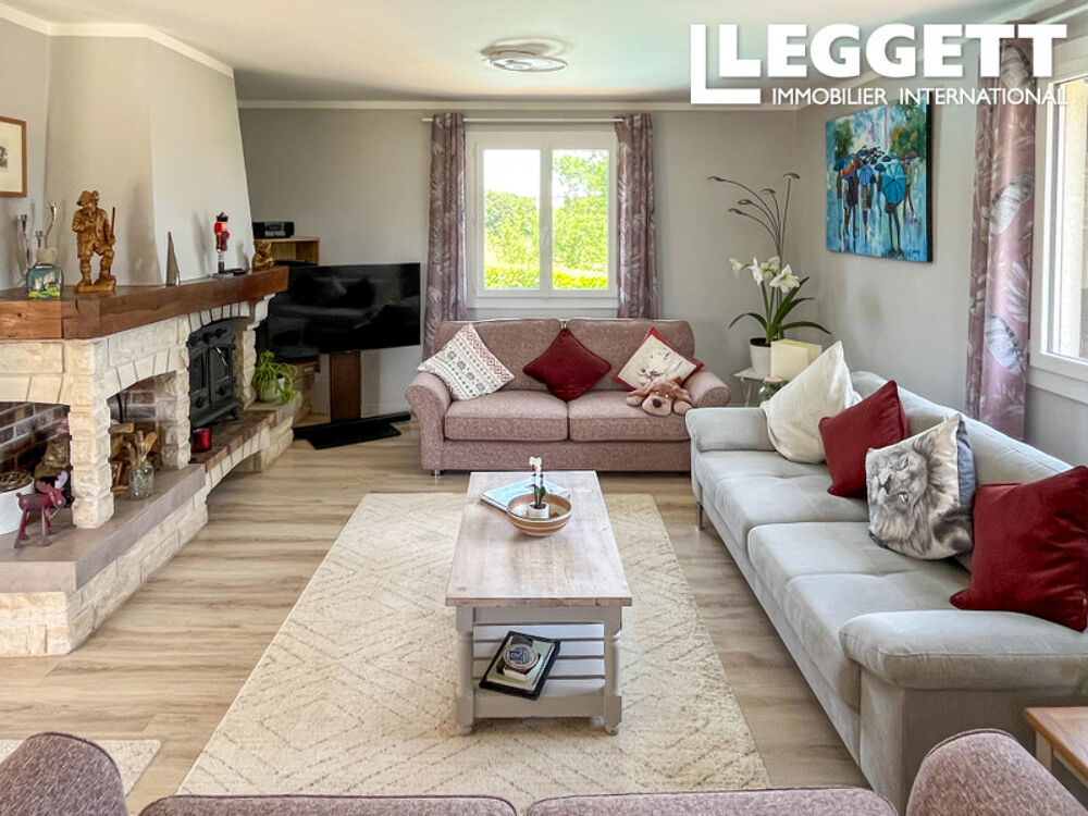 Superbe propriété moderne avec piscine 10x4 m et gîte indépendant de 2 chambres ? à seulement 5 km de Civray !