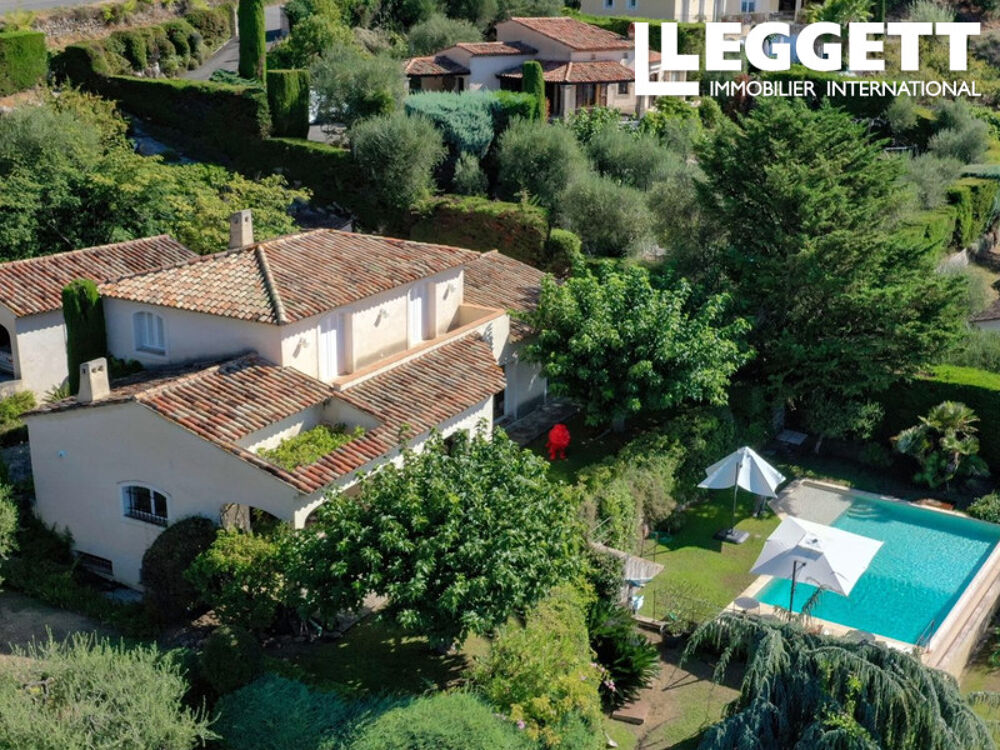 Cabris ? Villa dominante de 225 m², vue mer et lac, piscine et espace studio