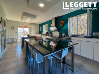  Maison � vendre 15 + pi�ces 160 m�