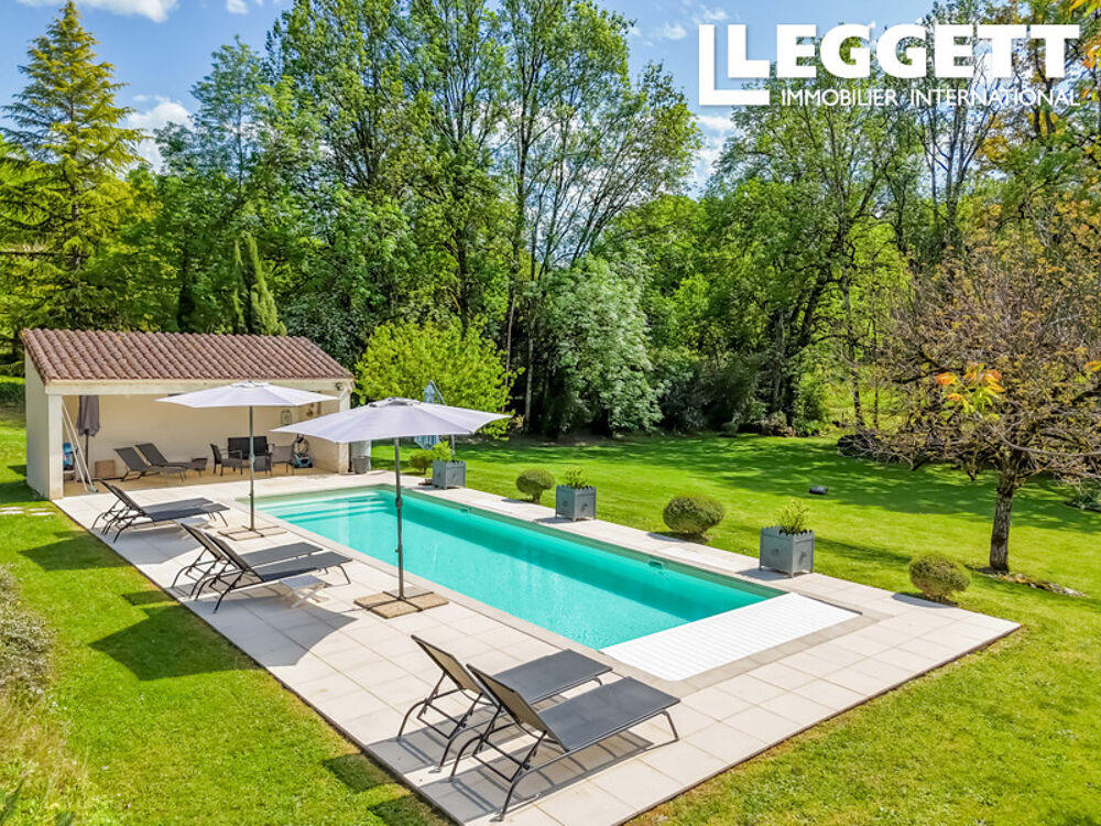 Vente Maison Propriété d'exception, Ancien presbytère du XVIIème à vendre en Périgord Noir, 330 m², piscine, 1.7 hectares La bachellerie