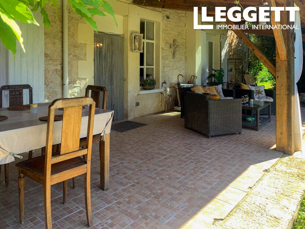 Vente Maison Maison en pierres à rénover avec dépendances et grand terrain Chaunay