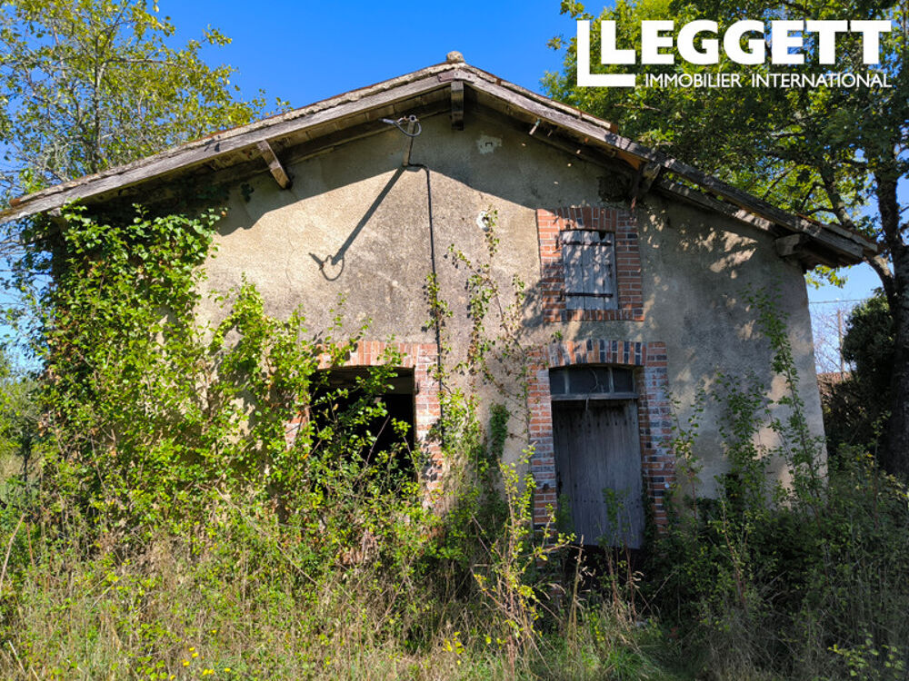 Vente Maison Possibilité de créer votre petite exploitation agricole ou entreprise équestre. Val-d'oire-et-gartempe