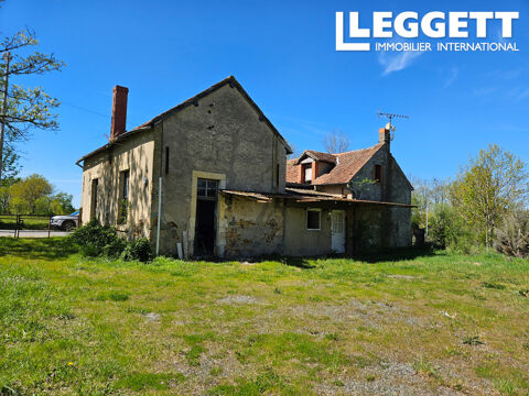 Ancienne école, partiellement habitable, nécessite des travaux. Avec dépendances. 41600 Lurcy-Lvis (03320)