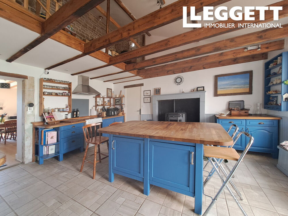 Vente Maison Maison de campagne spacieuse avec grand jardin et nombreuses dépendances proche de Chef-Boutonne Chef-boutonne