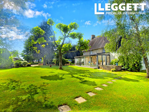  Une superbe maison en pierre avec un gîte et deux dépendances, située dans la magnifique Suisse Normandie. Maison - 6 pièce(s) - 139 m²