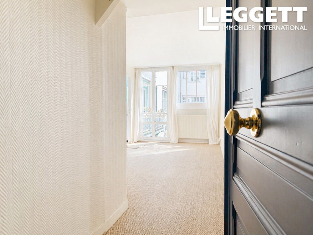 Vente Appartement PARIS XVI - PLACE MEXICO - Beau duplex de 43m2 au 2? et dernier étage lumineux et totalement au calme Paris 16