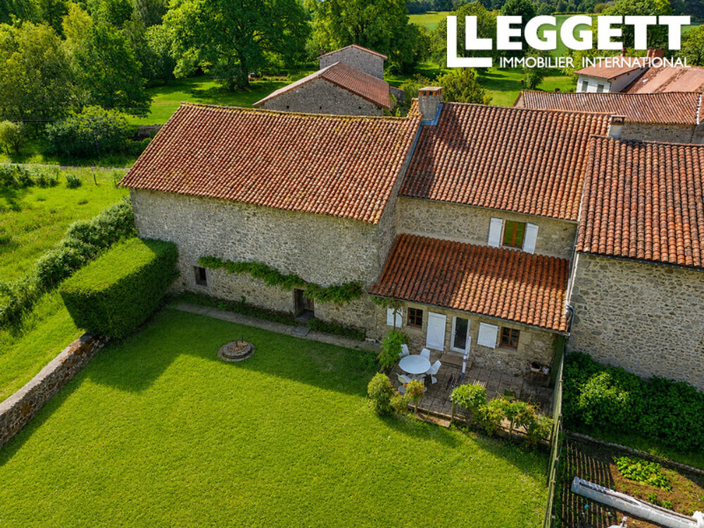 Vente Maison Charmante maison en pierre mitoyenne entièrement restaurée avec grange et jardin attenants Saint-saud-lacoussiÈre