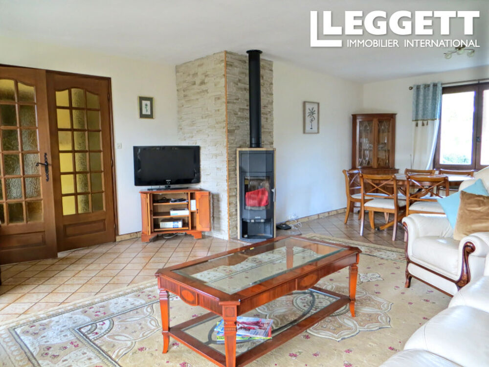 Vente Maison Magnifique maison entièrement meublée de 3 chambres et 3 salles de bain, avec un logement indépendant pour les Saint-maurice-des-lions