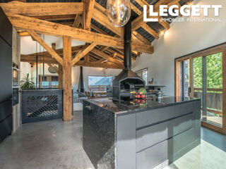  Maison  vendre 9 pices 240 m