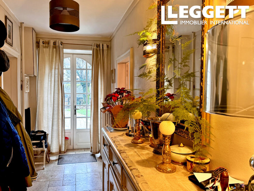 Vente Maison Magnifique maison de village du 19ème siècle avec 6 chambres, dépendances et studio SougÉ-le-ganelon