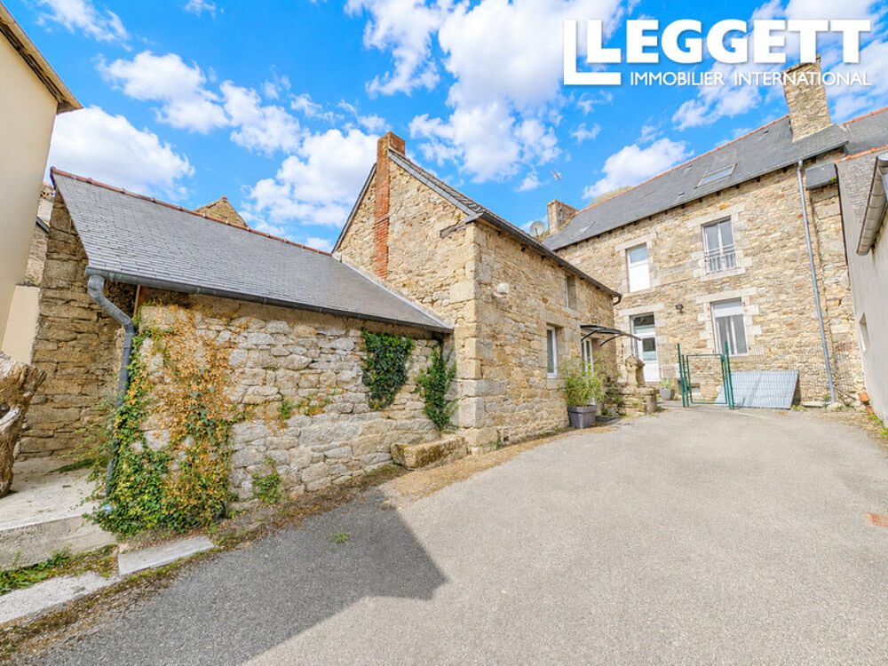 Vente Maison Propriété de caractère avec 3 logements, local commercial et jardin au c?ur de Saint-Nicolas-du-Pélem Saint-nicolas-du-pÉlem