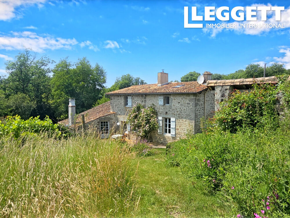 Maison 6 pièces 192 m² · à Saint-Aubin-le-Cloud · 192 m² · 235 000 €
