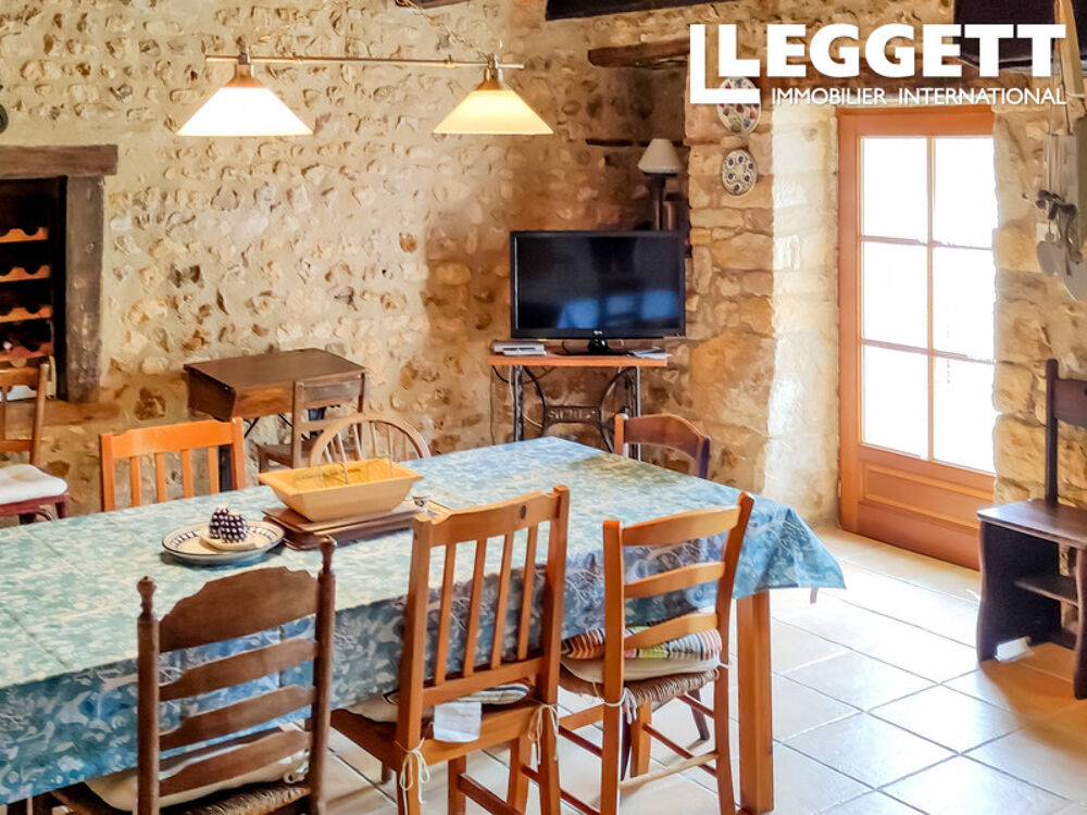 Vente Maison Maison individuelle offrant trois chambres , petit dépendance et jardin dans un endroit calme Valence-en-poitou