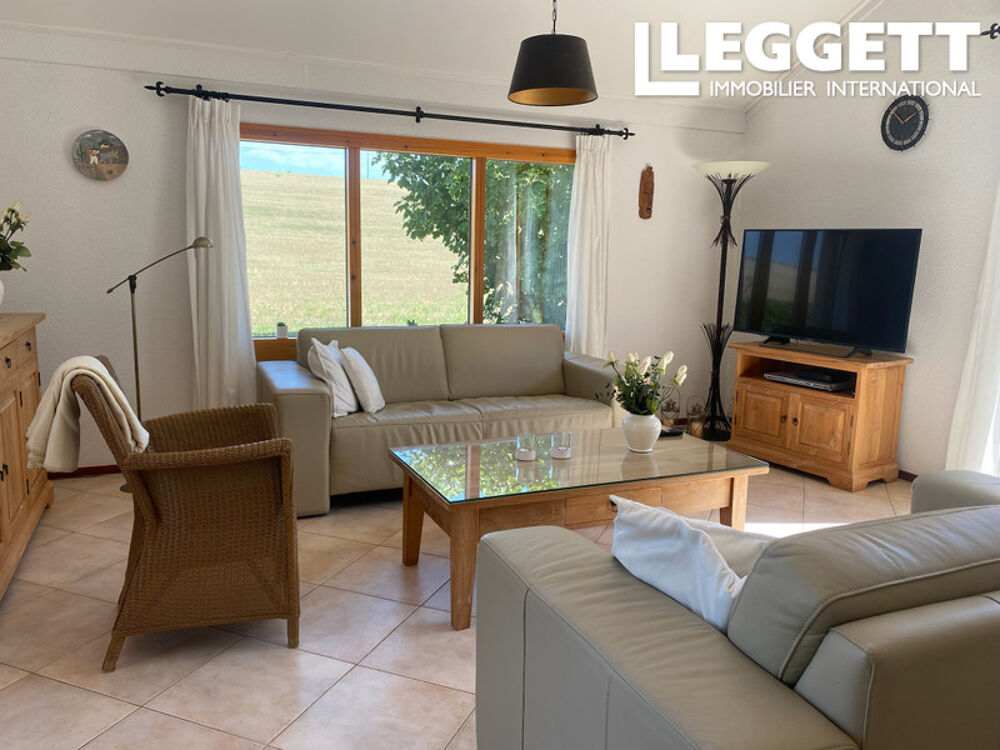 Vente Maison SOUS OFFRE / Coquette villa dans parc résidentiel sécurisé avec 2 piscines, tennis, activités Samatan