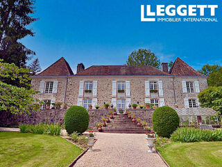  Propri�t�/ch�teau � vendre 13 pi�ces 425 m�