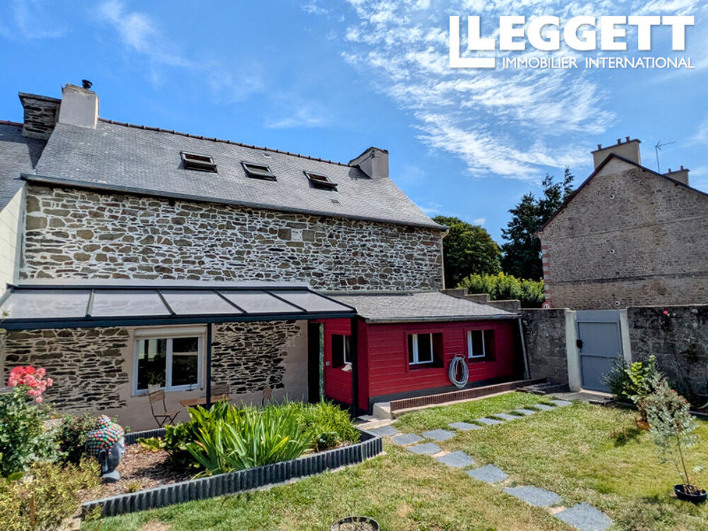 Maison de bourg soignée au c?ur de Maël-Carhaix ? 89 m², 3 chambres, jardin aménagé, tout à pied
