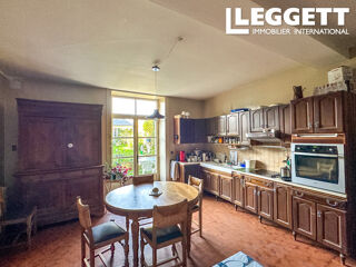  Maison � vendre 8 pi�ces 318 m�