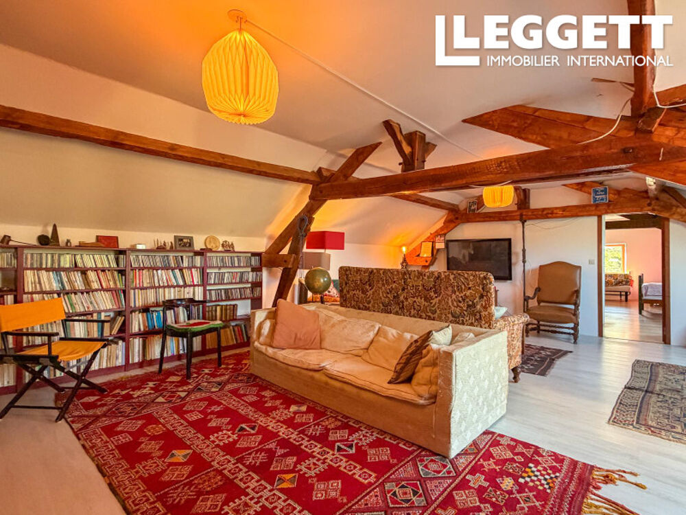Vente Maison En Périgord Noir, longère de charme de plus de 300 m² avec gîte, piscine, tennis et parc naturel Thenon